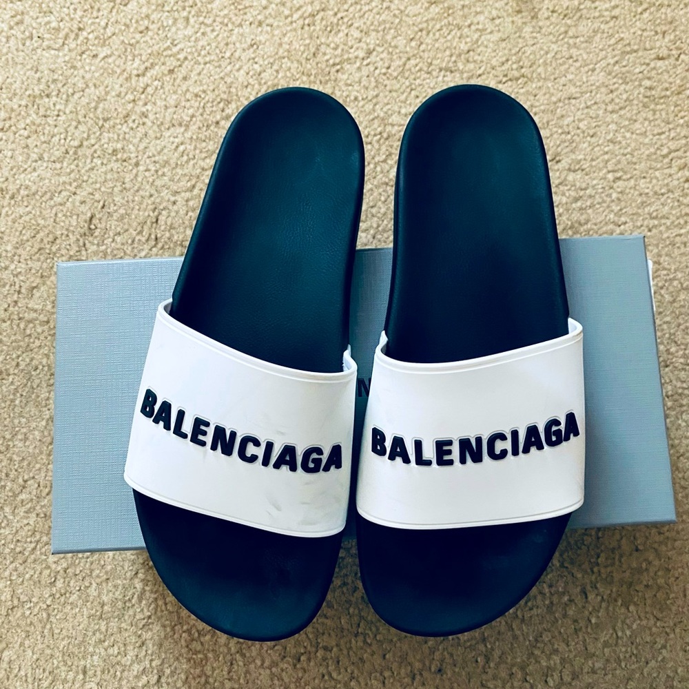 Balenciaga Men Pool Slide Sandal